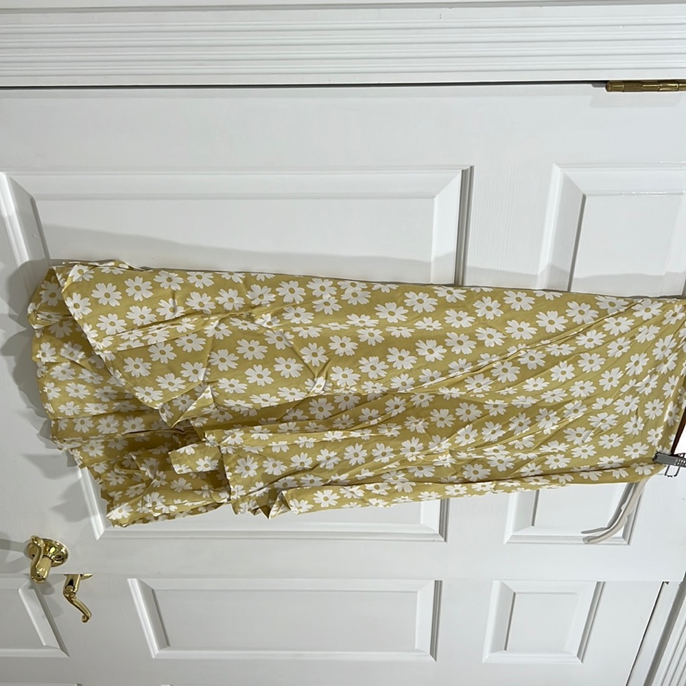 Faithfull the Brand Floral Wrap skirt sz 4